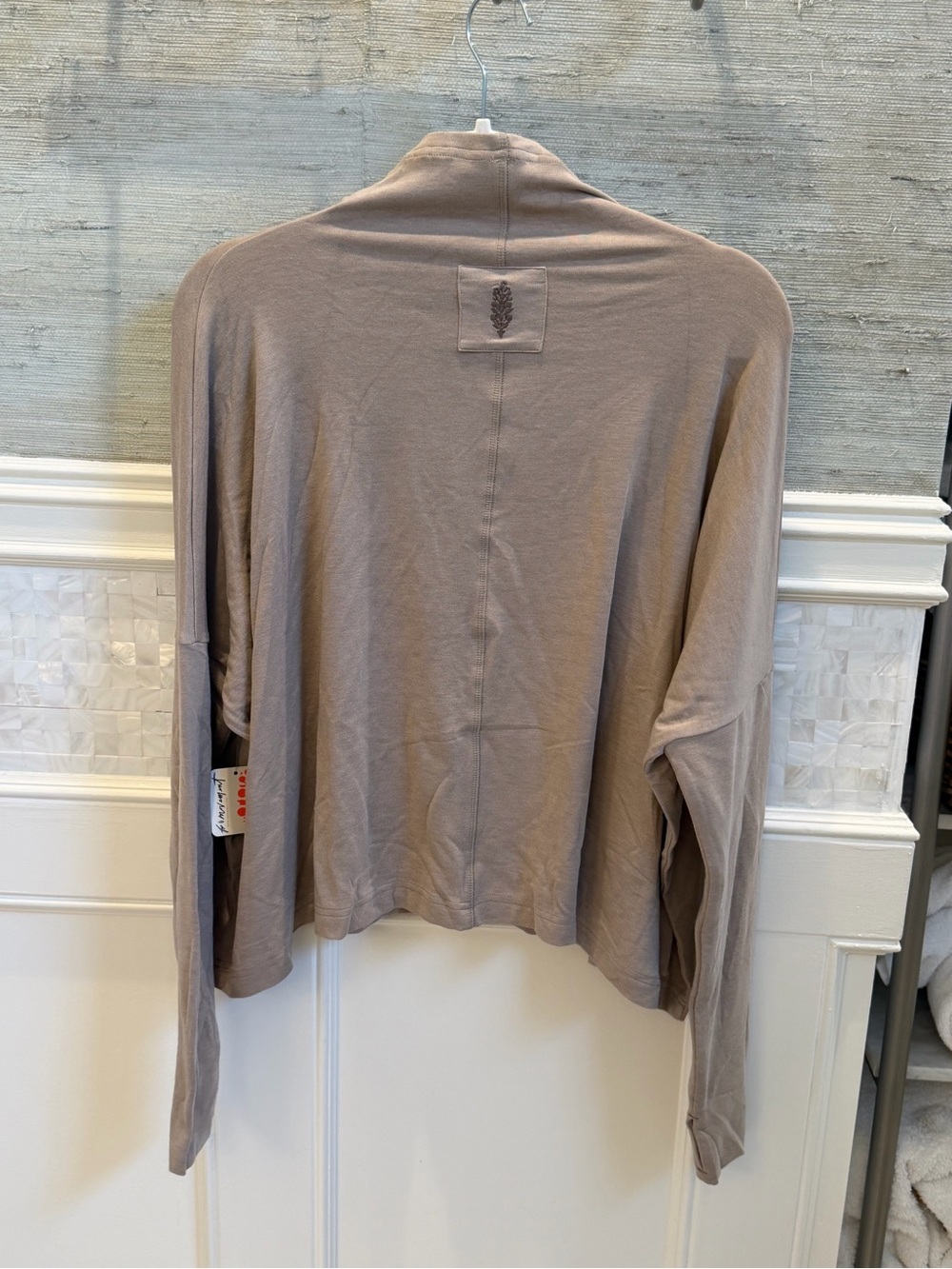 NWT new XS free people movement flow tencel wool layer top flowy mushroom taupe - Picture 10 of 13